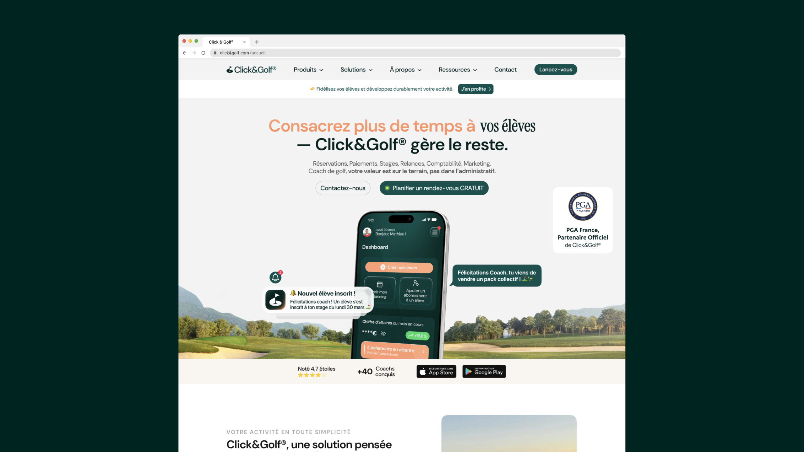 Équipe de l'agence Paoma travaillant sur le développement et l'optimisation de l'application mobile Click & Golf destinée aux coachs de golf.
